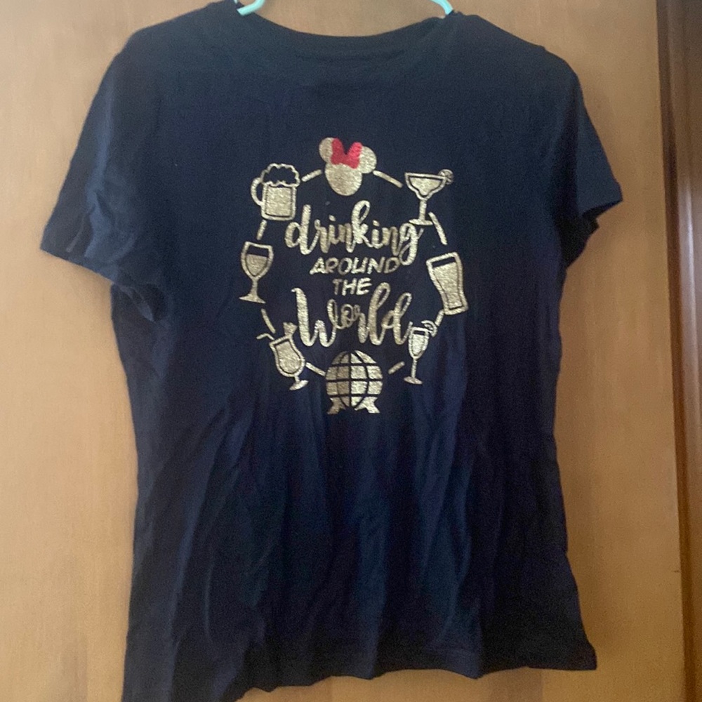 Disney top